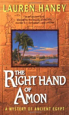 Lauren Haney The Right Hand of Amon обложка книги
