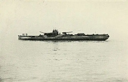 British Official Photograph A Large and Heavily armed German Submarine of the - фото 3