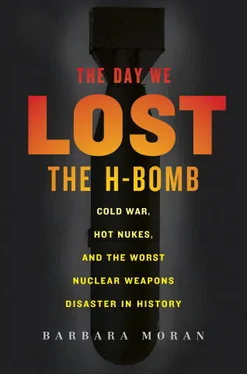 Barbara Moran The Day We Lost the H-Bomb обложка книги