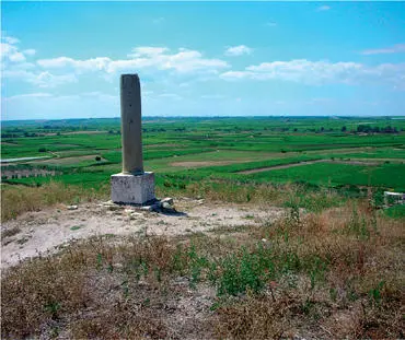 Hannibals greatest victory was at Cannae a town near the river Aufidus in - фото 33
