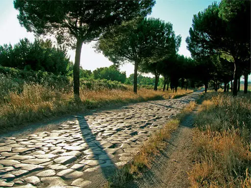 THE ROMAN ROAD Everywhere they went Romans built roads These linked distant - фото 34