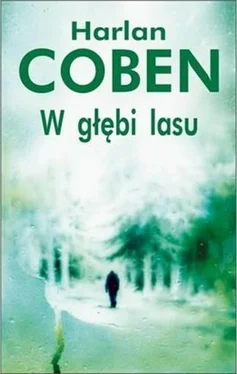 Harlan Coben W głębi lasu обложка книги