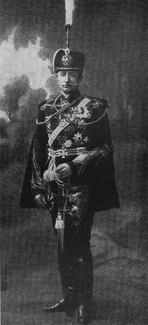 Генерал кавалерии А А Брусилов 1914 г Москва У памятника Минину и - фото 9