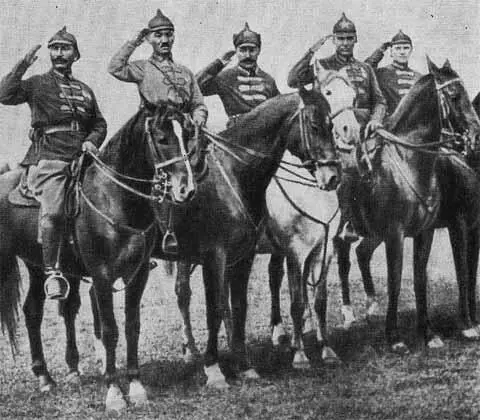 На параде частей Первой Конной армии 1923 г Примечания 1 Все даты до - фото 53