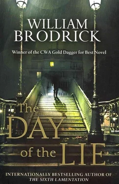 William Brodrick The Day of the Lie обложка книги