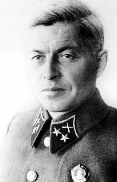 СС Варенцов с наградой орденом Ленина 1942 г Командующий - фото 12