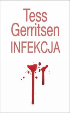 Tess Gerritsen Młodość dla wybranych обложка книги