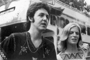 Для каждого из эксБитлз возврат к концертным выступлениям был делом непростым - фото 13