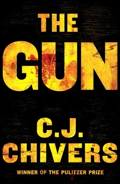 C. Chivers The Gun обложка книги