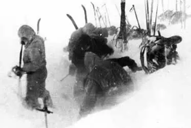 Эти фотографии считаются последними снимками группы Игоря Дятлова Следствие - фото 42