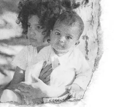Slash and his brother Albionn at the La Brea Tar Pits MY BROTHER ALBION - фото 4