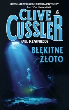 Clive Cussler Błękitne Złoto обложка книги