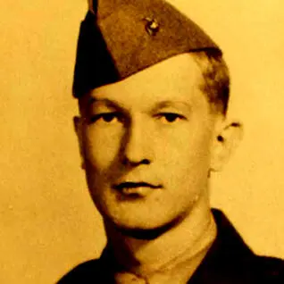 Styron as a young Marine circa 1944 In training at Parris Island South - фото 7