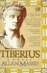 Allan Massie - Tiberius