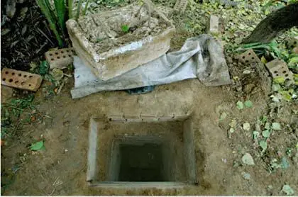 The infamous spider hole This tiny cramped dugout was where the dictator was - фото 7