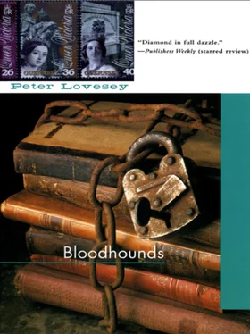 Peter Lovesey Bloodhounds обложка книги