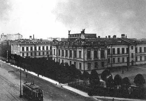 Николаевская Академия Генштаба в Петербурге Ротмистр Петр Врангель во время - фото 11