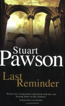 Stuart Pawson Last Reminder обложка книги