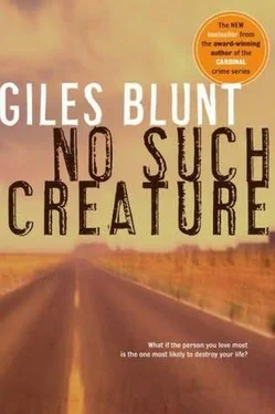 Giles Blunt No Such Creature обложка книги