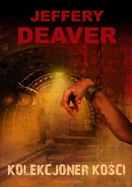 Jeffery Deaver Kolekcjoner Kości обложка книги