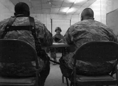 Джей Марч Нейт Шоумен Морг Примечания 1 - фото 20