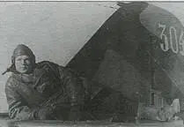 ФЧесноков на стабилизаторе своего СБ 1942 г Ил4 836го БАП - фото 4