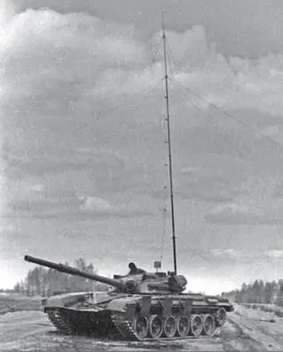 Танк Т72К командирский вариант танка Т72 принятый на вооружение в 1973 - фото 248