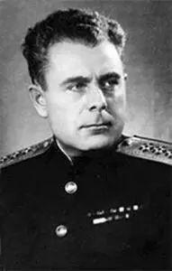 Командующий Северным флотом адмирал А Г Головко В состав новой базы в - фото 4