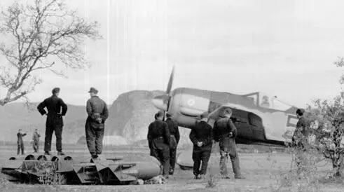FW190A3 командира 14JaboJG5 гауптмана Штракельяна вернулся из боевого - фото 119