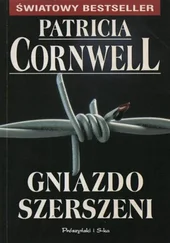 Patricia Cornwell - Gniazdo Szerszeni