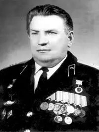 Автор прослужил на Байконуре 30 лет Родился 25 января 1935 г в Харькове в - фото 1
