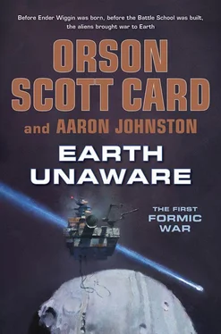 Orson Card Earth unavare обложка книги