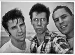 Me left Stephen middle and Vince right on the Oregon coast A pit stop - фото 17