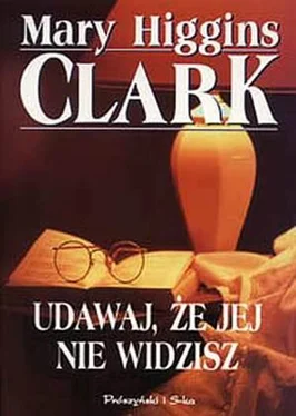 Mary Clark Udawaj, Że Jej Nie Widzisz обложка книги