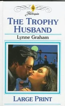 Lynne Graham The Trophy Husband обложка книги