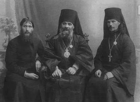 Григорий Распутин саратовский епископ Гермоген Долганев и иеромонах Илиодор - фото 60