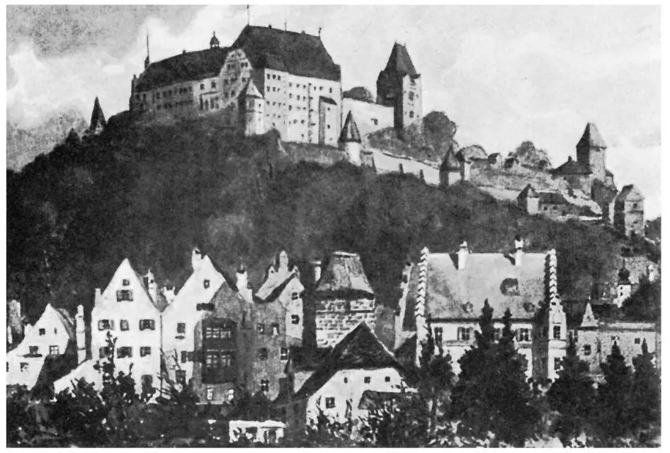 Landshut the town where Himmler spent much of his youth Himmlers house is - фото 5