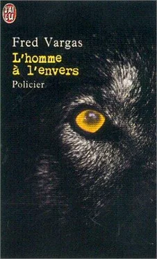 Fred Vargas L’homme à l’envers обложка книги