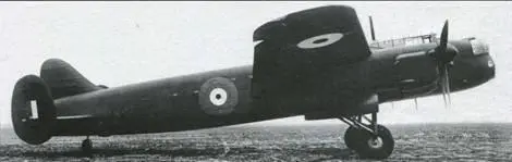 Первый прототип бомбардировщика Авро Ланкастер per ВТ308 Январь 1941 г - фото 24