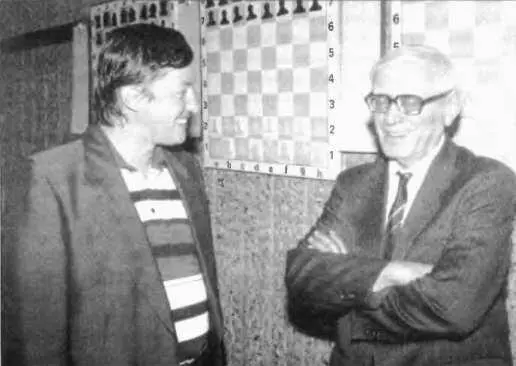 Чемпион мира среди юношей в том цикле получал право участия в межзональном - фото 19