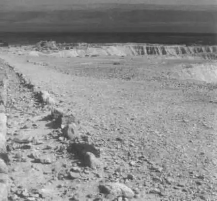 32 Remains of the main waterway into the Qumran community The site had a - фото 33