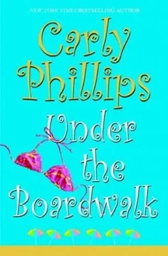 Carly Phillips Under the Boardwalk обложка книги