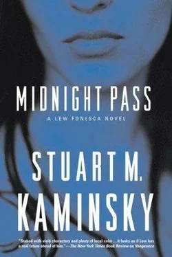 Stuart Kaminsky Midnight Pass обложка книги