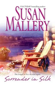 Susan Mallery Surrender in Silk обложка книги