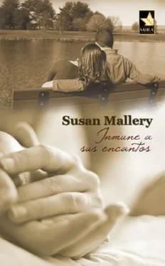 Susan Mallery Inmune A Sus Encantos обложка книги