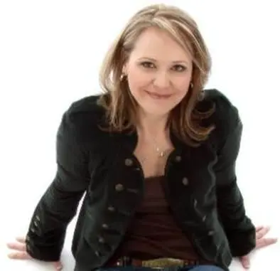 Rachel Gibson lives in Idaho with her husband three kids two cats and a dog - фото 2