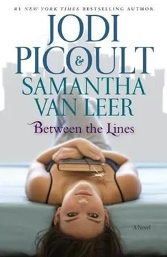Jodi Picoult Between the lines обложка книги