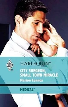 Marion Lennox City Surgeon, Small Town Miracle обложка книги