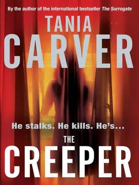 Tania Carver The Creeper обложка книги