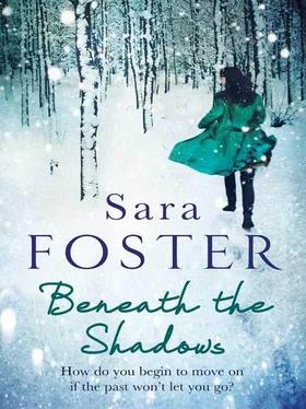 Sara Foster Beneath the Shadows